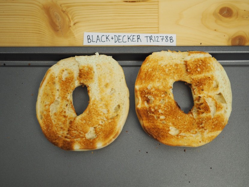 black+decker tr1278 - the tr1278 tended to toast one half of the bagel slice more than the...