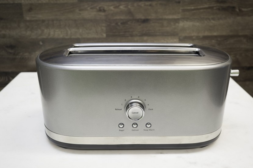 kitchenaid 4-slice long slot with high lift lever - the kitchenaid&#039;s controls and lever are on different sides of the...