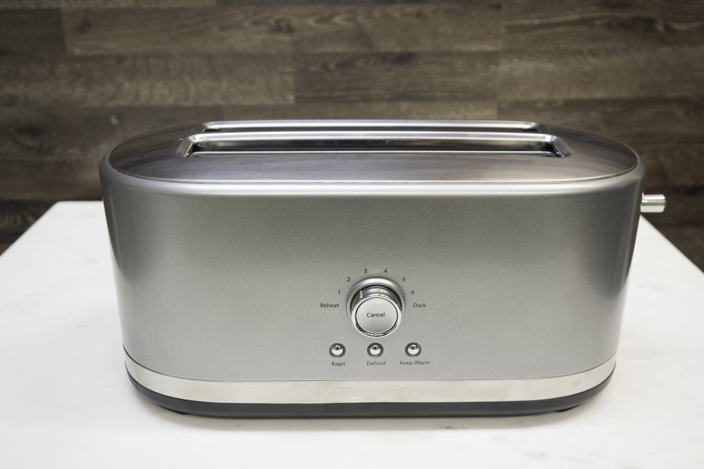 4 Slice Long Slot Toaster with High-Lift Lever
