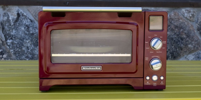 kitchenaid 12" convection digital countertop oven - the dual knob design of kitchenaid is better then the single knob...