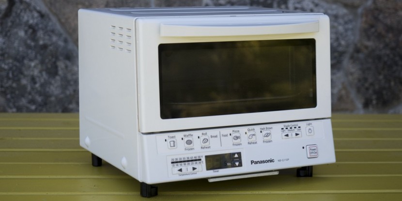 toaster oven - the panasonic flashxpress is more similar to a microwave than any of...