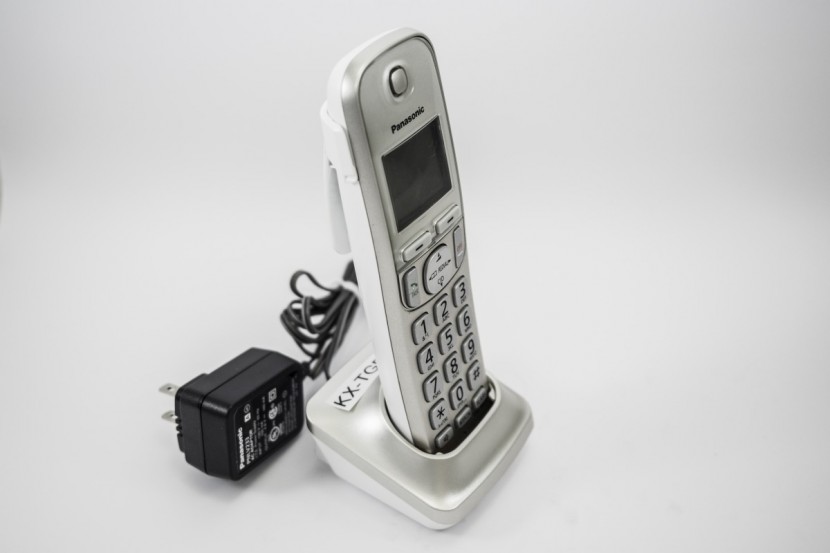 panasonic kx-tgd222n - the tgd222n handset on its smaller, auxiliary base.