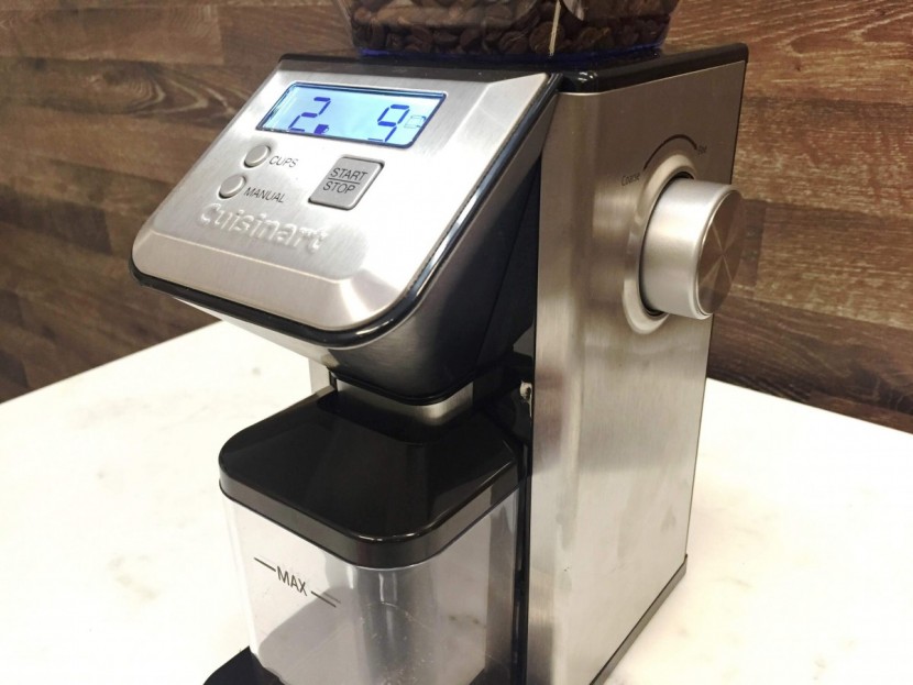 cuisinart deluxe grind - the cuisinart deluxe grind not only looks good, but it stays clean...