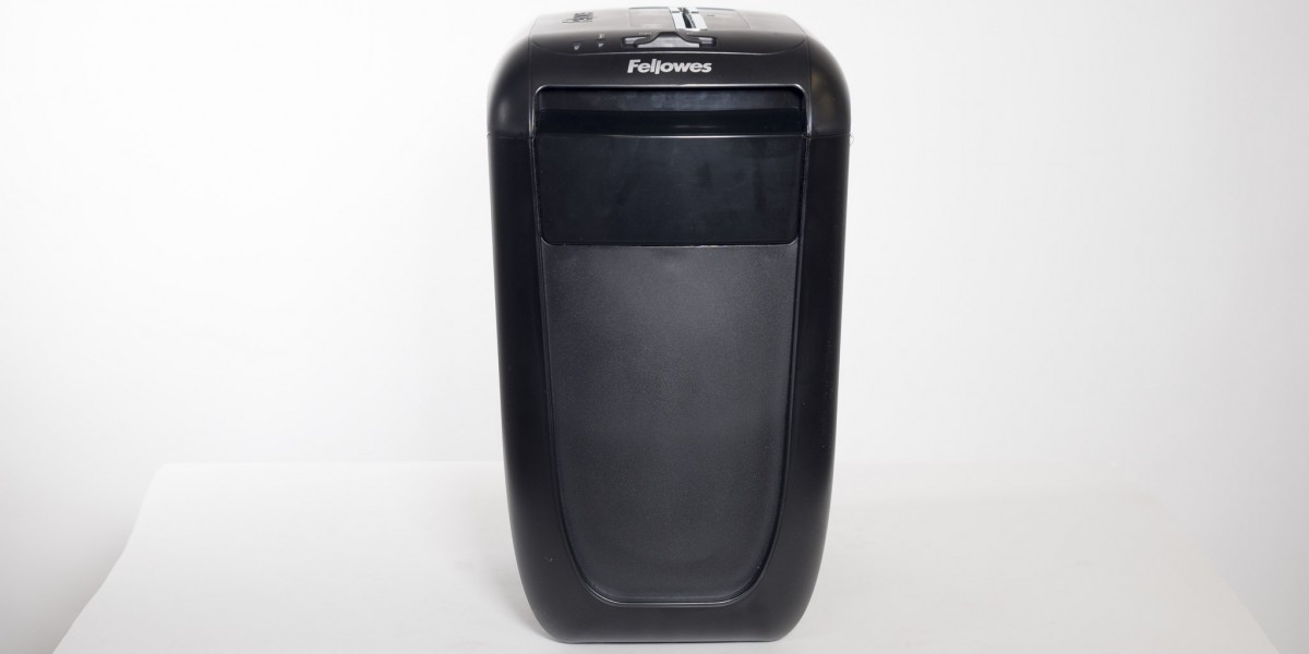 Fellowes Powershred 60Cs Review (This device holds up to the quality of other Fellowes machines, but the price is a little high.)