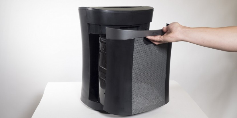 royal hd1400mx - we liked the semi transparent front of the royal&#039;s bin.