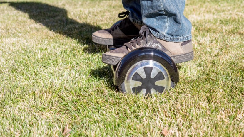 this model could very easily be considered a pavement-only board.