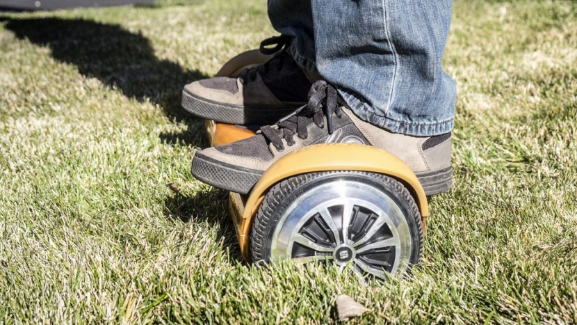 the t1 noticeably struggled trying to ride through the grass.