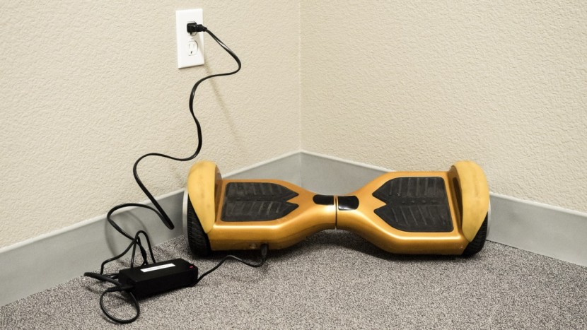 swagtron t1 - this model charged quickly, and lasted close to eight miles in our...