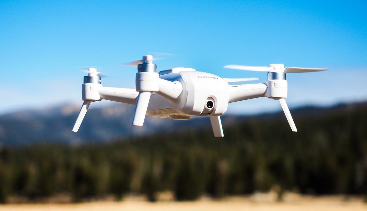 yuneec breeze 4k drone review