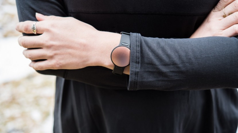 misfit shine 2 - the misfit shine has a unique look for a tracker.