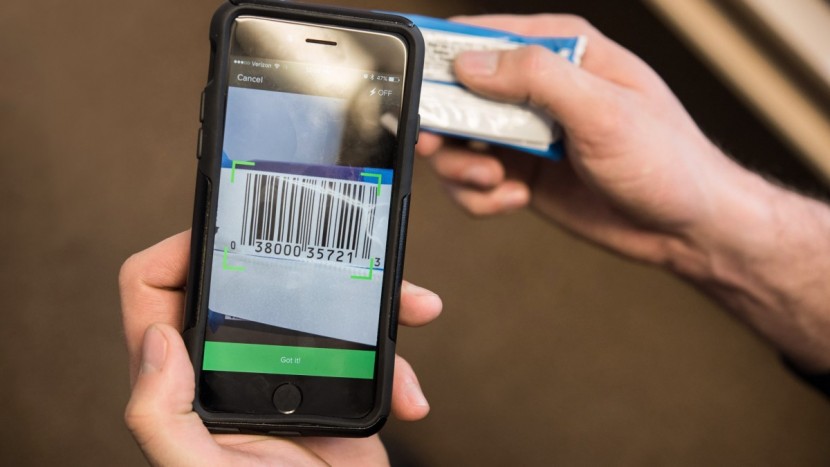 fitbit zip - the fitbit app allows you to scan the barcode of food to...