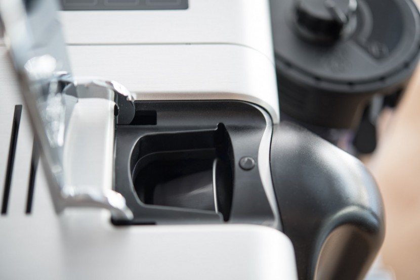 de&#039;longhi nespresso lattissima pro - since it uses nespresso capsules, the lattissima pro doesn&#039;t require...