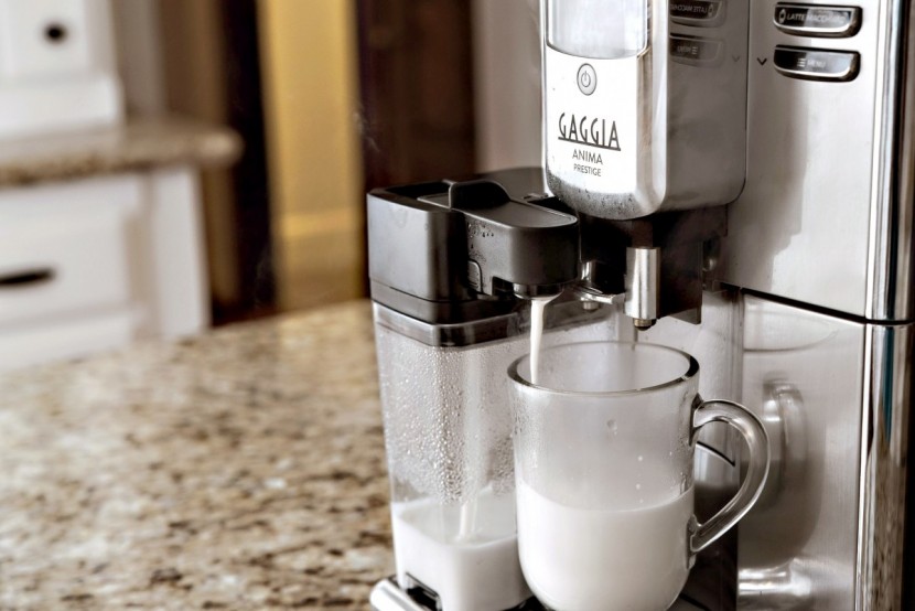 gaggia anima prestige - the prestige&#039;s automatic milk frother makes cappuccino prep a breeze.