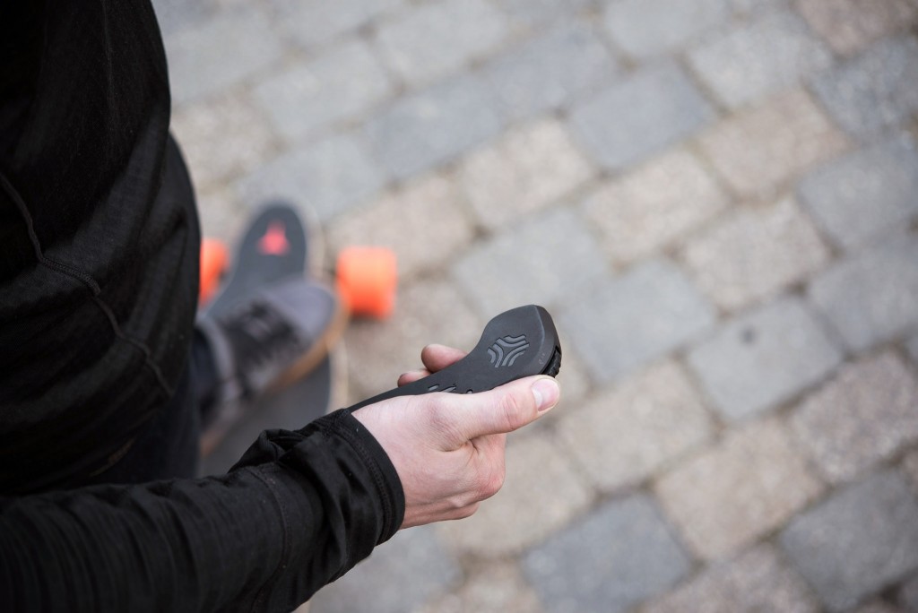 boosted board dual+ - the remote for the boosted was simple, yet both ergonomic and...