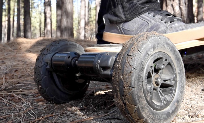 electric skateboard - dirt and mud were no match for the evolve.