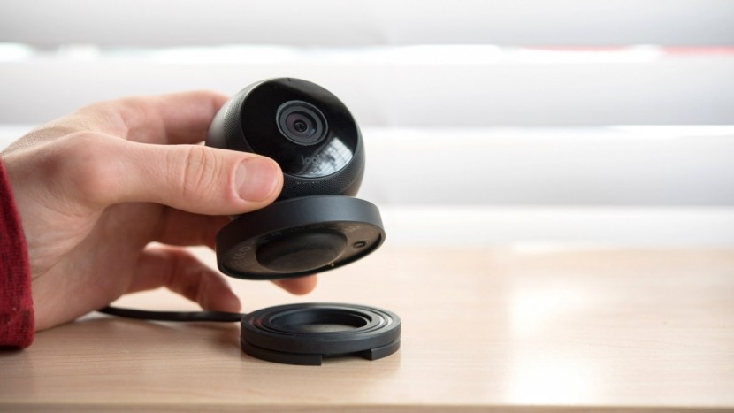 logitech circle - the logitech circle can easily be removed from its charging base to...