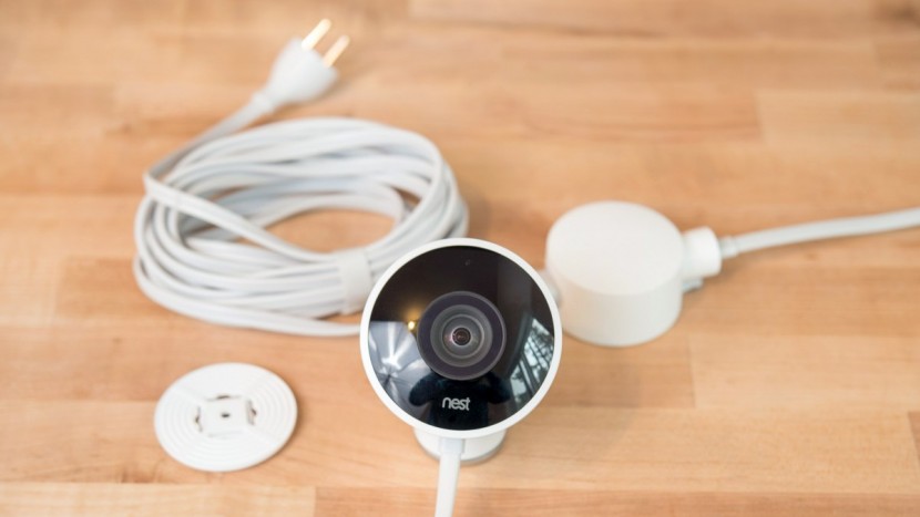 nest cam outdoor - the nest cam outdoor comes with 25 feet of cable.