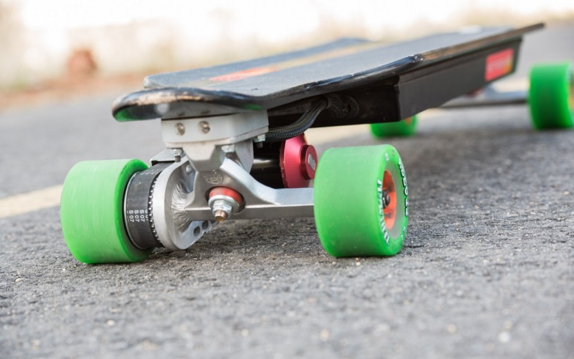 metroboard slim stealth edition - the single wheel drive on the metroboard caused some interesting...