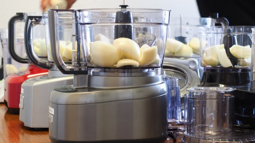 we chopped two, quartered onions in each model and compared the...