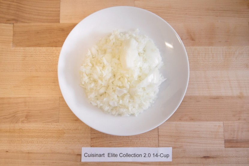 cuisinart  elite collection 2.0 14-cup - the three residual large chunks brought down the score for this model.