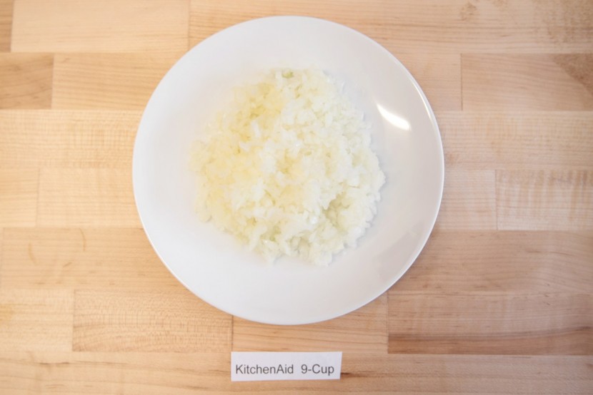 kitchenaid 9-cup - there only a couple of outlying larger pieces in the chopped onions.