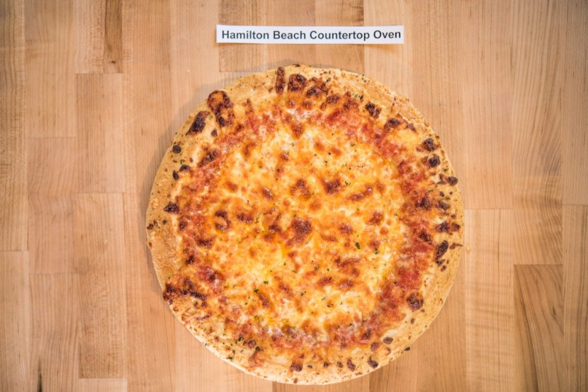 hamilton beach countertop oven - the hamilton beach put a nice crisp on the crusts of frozen pizzas...