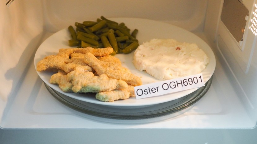 oster ogh6901 - the oster uniformly heated the plate of leftovers.