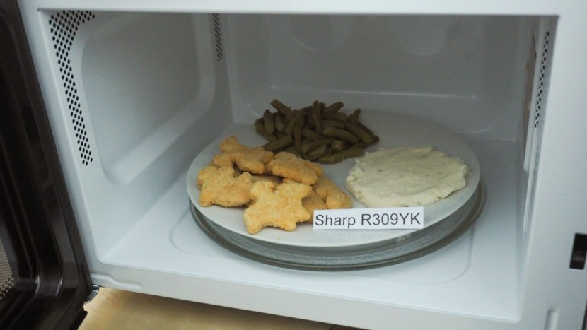 sharp zr309yk - the leftovers were very unevenly heated in the sharp.