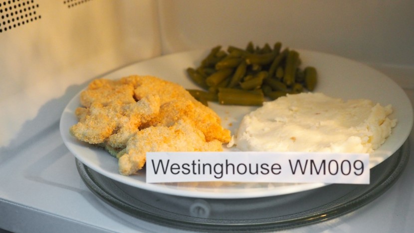 westinghouse wm009 - this plate of leftovers was very consistently heated by the...