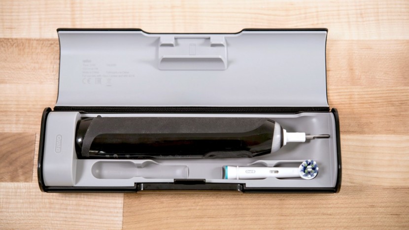 oral-b genius pro 8000 - the pro 8000 inside its included travel case.
