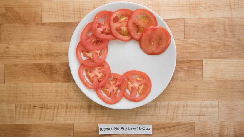 kitchenaid pro line 16-cup - only a tiny amount of taper was evident on these slices.