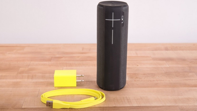 ue boom 2 - who doesn&#039;t want a bright yellow charging cable?