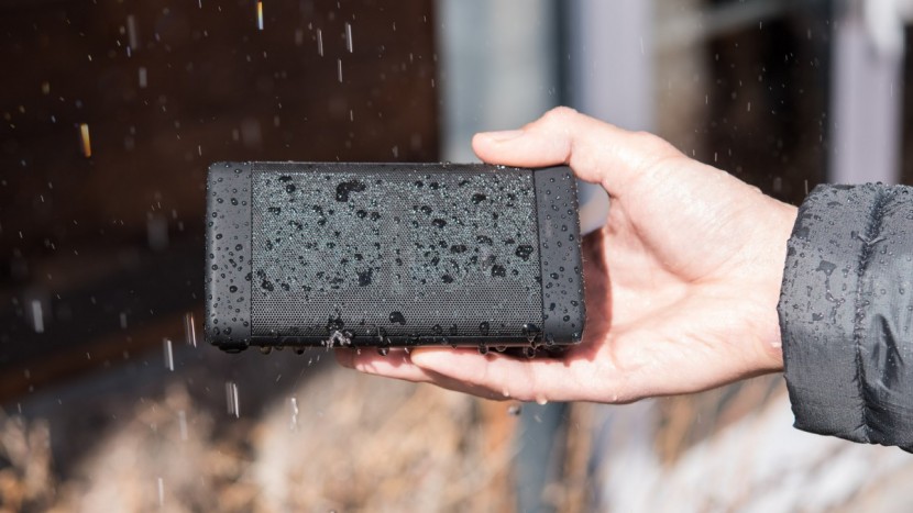 bluetooth speaker - testing that the cambridge soundworks oontz angle 3 can in fact...