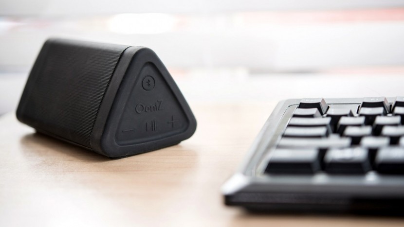 cambridge soundworks oontz angle 3