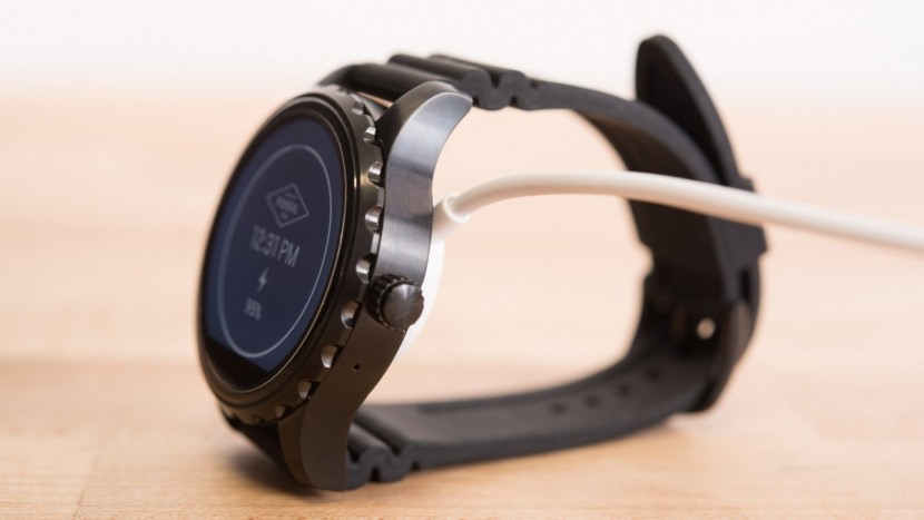 fossil q marshal - the charging connection was unreliable at best on the fossil.