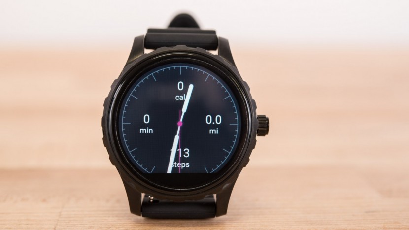 fossil q marshal - the display on the fossil is truncated at the bottom, reminding us...