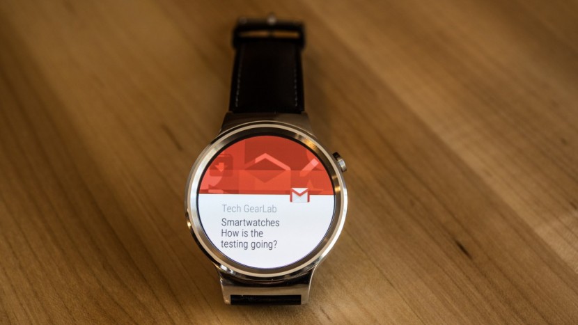 huawei watch - the huawei can display most of the notifications that would appear...