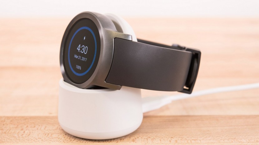 lg watch sport - this charging cradle was very secure.