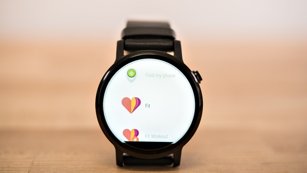 motorola moto 360 - the moto 360 relies on google fit for fitness tracking, like most...