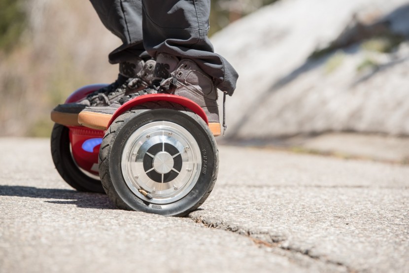 skque x1l10 - it takes quite a crack to stop the skque with its large wheels.