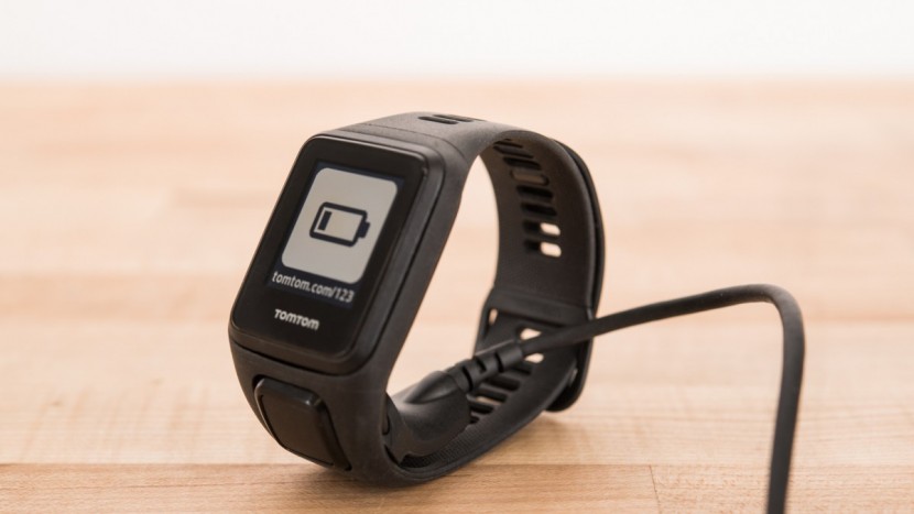 tomtom spark 3 cardio + music - the spark 3 uses a proprietary charger that snaps in place.