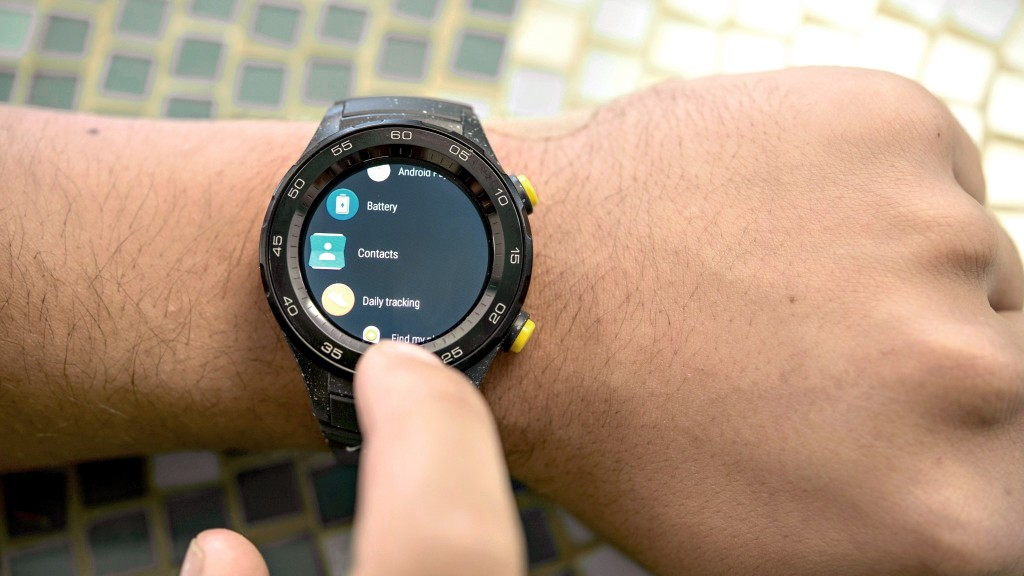 huawei watch 2 - the smaller display on the watch 2 made it a little more difficult...