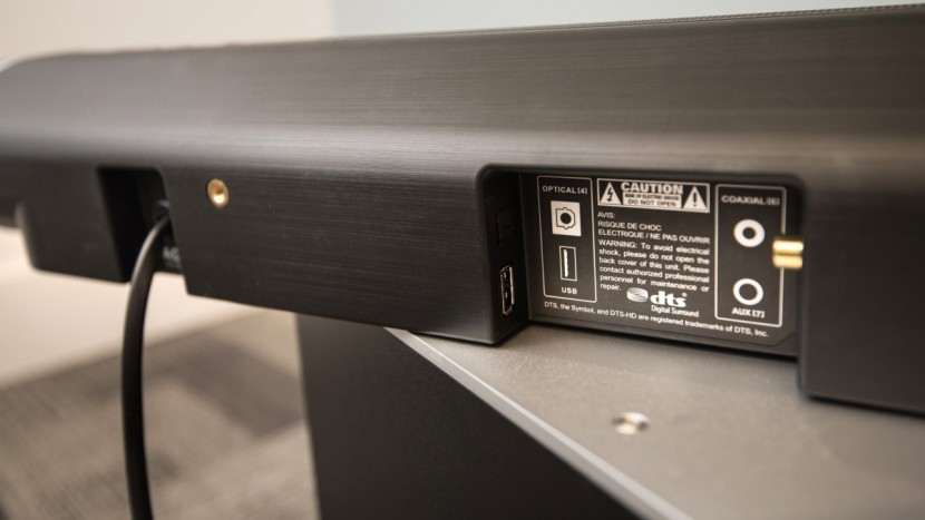 nakamichi shockwafe pro 7.1 channel - the shockwafe has inset plugs to keep wires tidy.