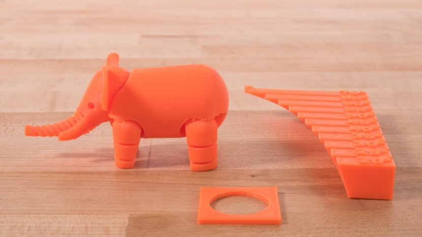 zortrax m200 - the overhangs printed by the m200 were excellent.