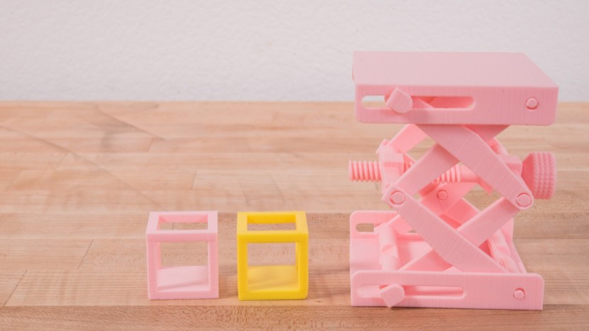 flashforge creator pro - the cubes came out great, the platform jack was wanting.