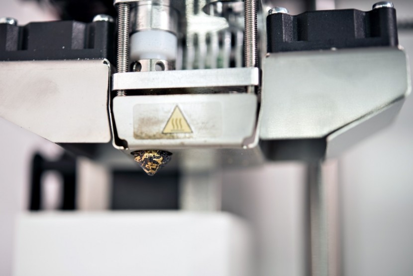 ultimaker 2+ - the ultimaker has two layer cooling fans, one on each side of the...