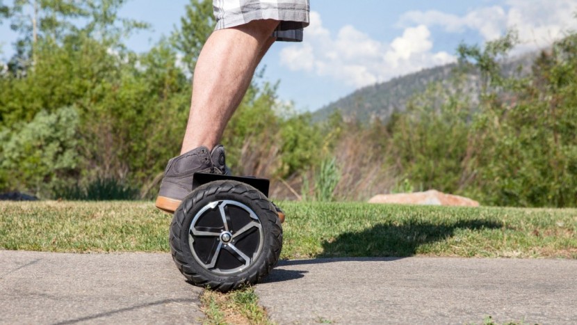 hoverboard - the large wheels on the t6 made clearing small obstacles a breeze.