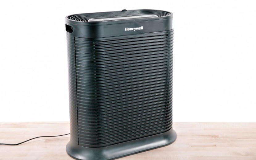 honeywell true hepa allergen remover - the honeywell scores exceptionally well in the air cleaning...