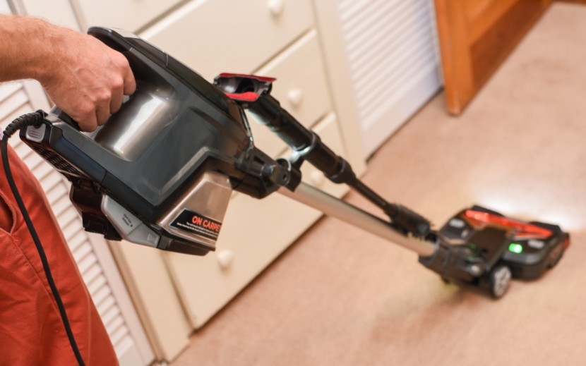 shark rocket duoclean - the rocket is exceptionally easy to use.