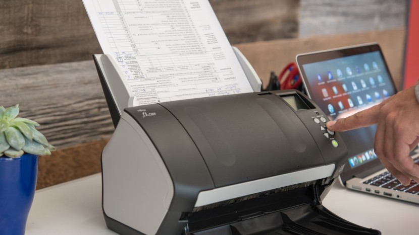 fujitsu fi-7160 sheetfed - the fujitsu fi-7160 has an 80-page automatic document feeder, the...